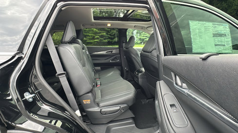 New 2026 INFINITI QX60 Luxe w/ Cargo Package image 11