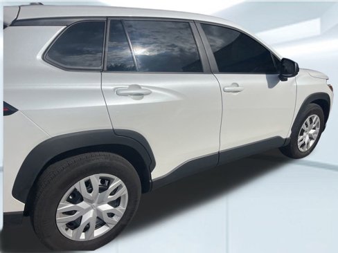 Used 2024 Toyota Corolla Cross L image 13