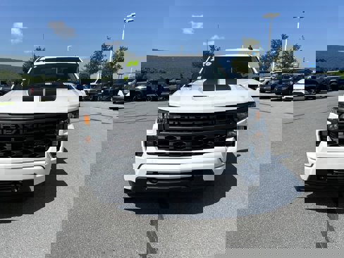 New 2026 Chevrolet Silverado 1500 Custom w/ Rally Edition image 2