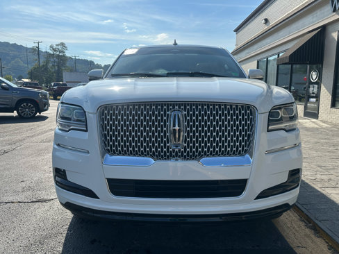 Used 2024 Lincoln Navigator L Reserve image 7