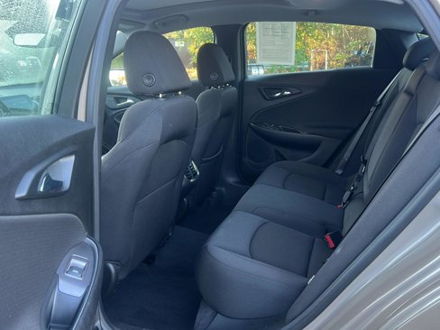 Used 2023 Chevrolet Malibu LT image 35