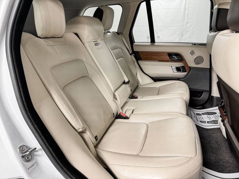 Used 2019 Land Rover Range Rover HSE image 11