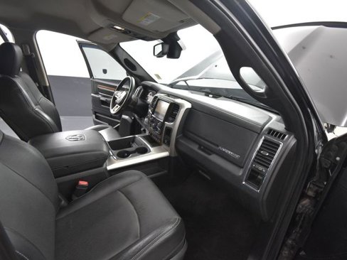 Used 2016 RAM 1500 Laramie w/ Convenience Group image 47
