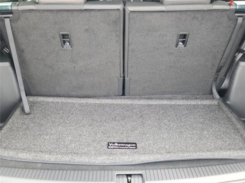 New 2025 Volkswagen Atlas Peak Edition SE image 13