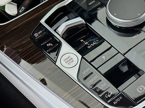 New 2026 BMW X5 xDrive40i w/ M Sport Package image 19