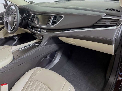 Used 2024 Buick Enclave Avenir w/ Avenir Technology Package image 30