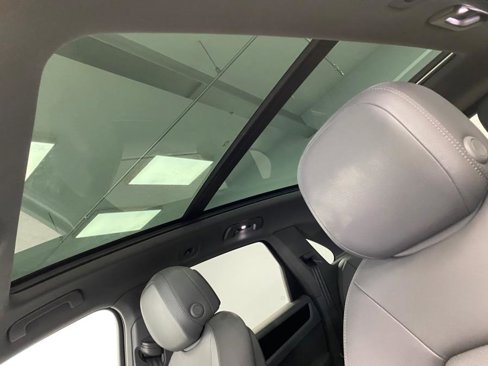 Used 2021 Porsche Cayenne image 21