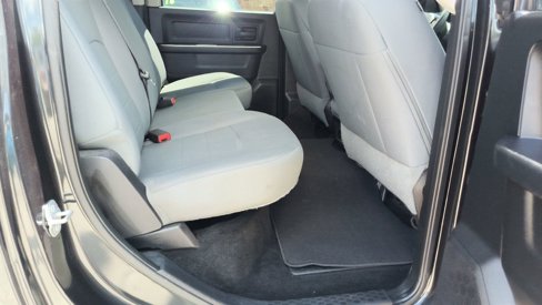 Used 2015 RAM 1500 Express image 11