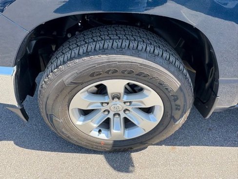 Used 2023 RAM 1500 Laramie image 10