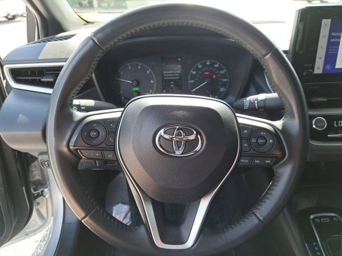 Used 2023 Toyota Corolla LE image 17