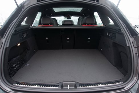 Certified 2025 Mercedes-Benz GLC 43 AMG 4MATIC image 37