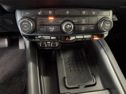 New 2026 Dodge Durango GT image 13