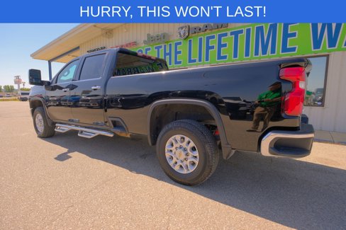 Used 2021 Chevrolet Silverado 3500 LTZ w/ LTZ Plus Package image 4
