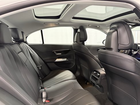 New 2026 Mercedes-Benz E 350 4MATIC Sedan image 21