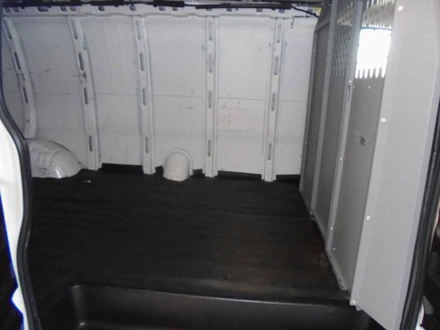 Used 2023 GMC Savana 2500 Extended image 9