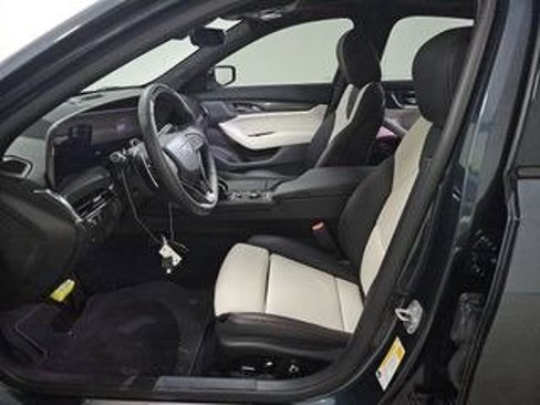 Used 2025 Cadillac CT5 Sport image 4