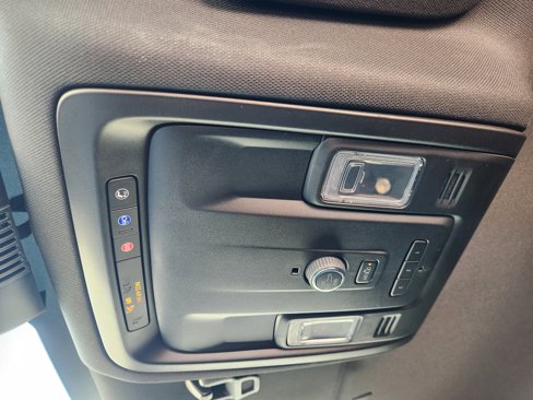 Used 2023 Chevrolet Tahoe RST image 31