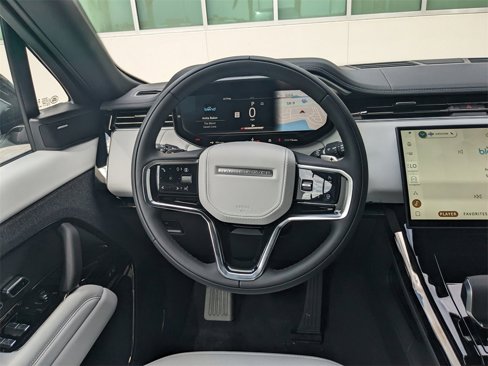 New 2025 Land Rover Range Rover Sport SE image 14