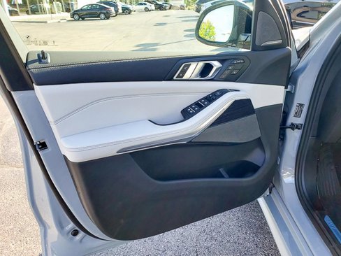 New 2026 BMW X7 xDrive40i w/ M Sport Package image 6