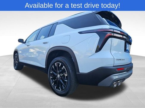 New 2026 Chevrolet Traverse LT w/ Sun and Wheel Package image 3