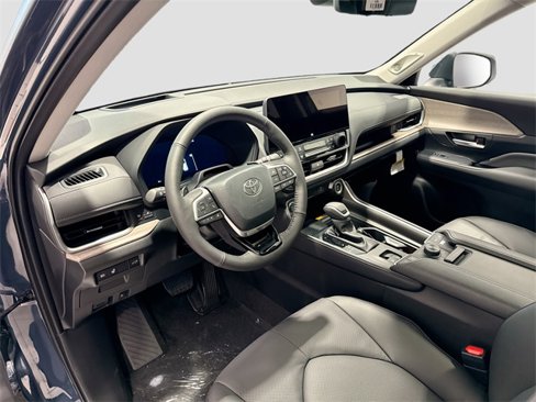 New 2026 Toyota Grand Highlander Platinum image 8