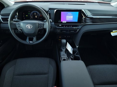 New 2026 Toyota Camry LE image 10