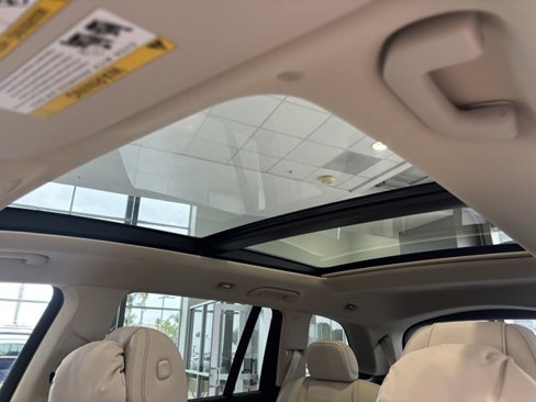 New 2026 Mercedes-Benz GLS 450 4MATIC image 11