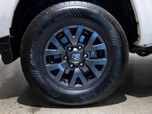 Used 2022 Toyota Tacoma SR5 image 18