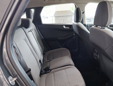 Used 2020 Ford Escape SE image 41