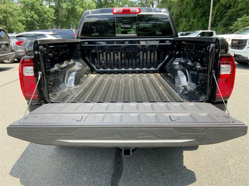New 2025 GMC Canyon Elevation w/ Convenience Package image 25