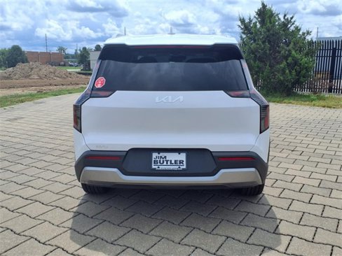 New 2026 Kia EV9 Wind image 25