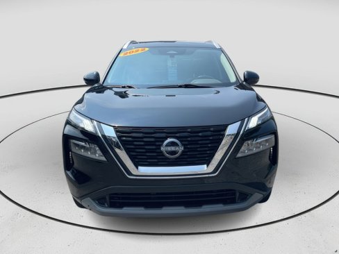 Used 2022 Nissan Rogue SV w/ SV Premium Package image 8