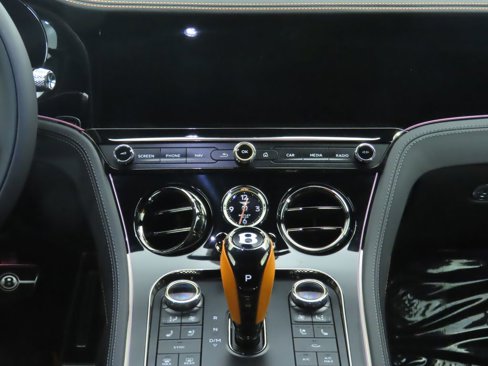 New 2025 Bentley Continental GT image 14