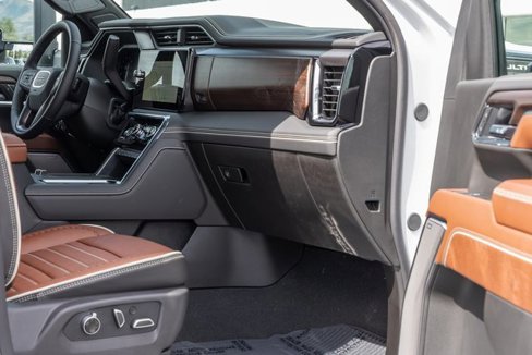 New 2026 GMC Sierra 3500 Denali Ultimate image 20