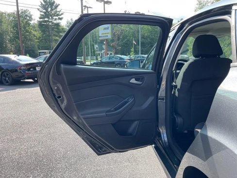 Used 2015 Ford Focus SE image 27