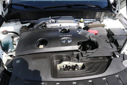 Used 2019 INFINITI QX50 Essential w/ Premium Heat Package image 12
