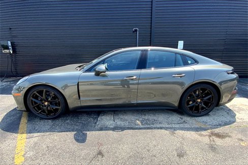 New 2025 Porsche Panamera 4 image 2
