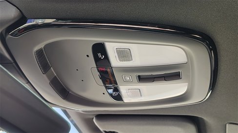 New 2026 Volvo XC60 T8 Plus w/ Protection Package Premier image 31