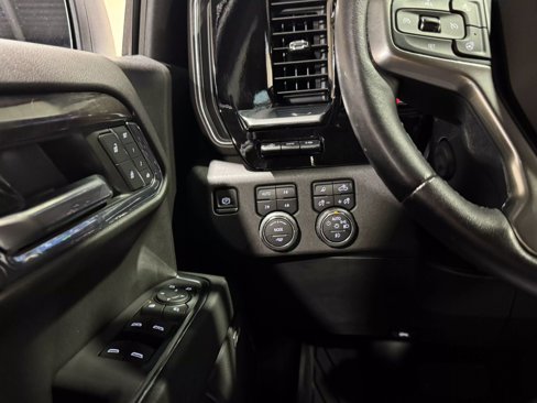 Used 2022 Chevrolet Silverado 1500 LTZ w/ LTZ Premium Package image 24