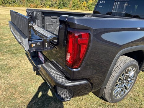New 2026 GMC Sierra 1500 Denali Ultimate image 9