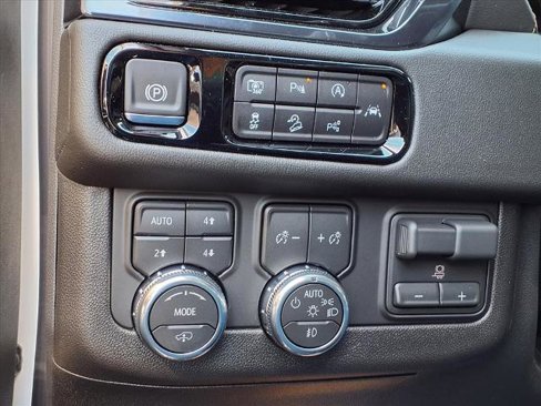 New 2026 GMC Yukon AT4 image 15