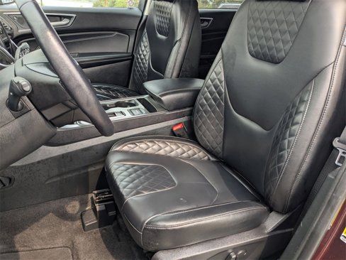 Used 2024 Ford Edge Titanium image 18