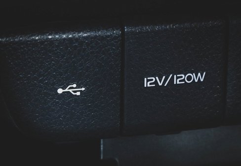 Used 2021 Toyota Camry SE image 5