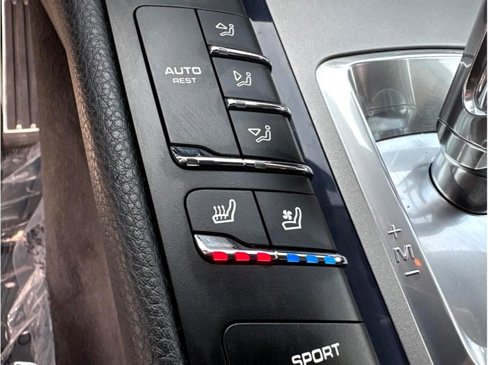 Used 2014 Porsche Panamera 4 image 20