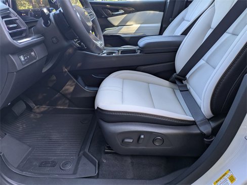 New 2026 Chevrolet Traverse High Country image 11