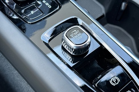 New 2026 Volvo XC60 B5 Ultra image 20