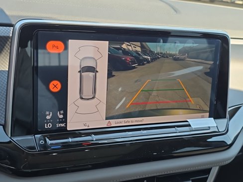 New 2025 Volkswagen Atlas Peak Edition SE image 25