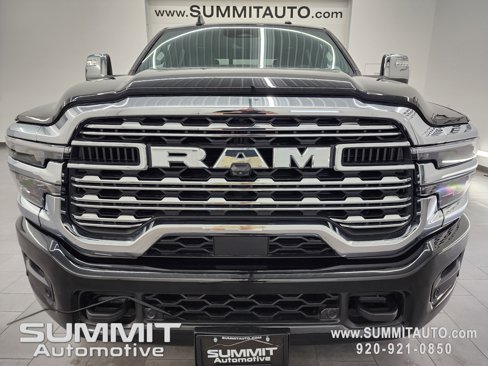 New 2025 RAM 2500 Limited image 22