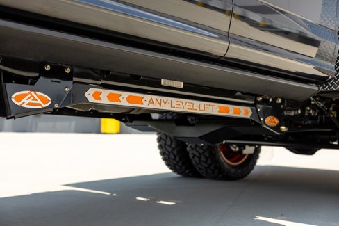 Used 2022 Ford F350 XLT w/ XLT Premium Package image 7
