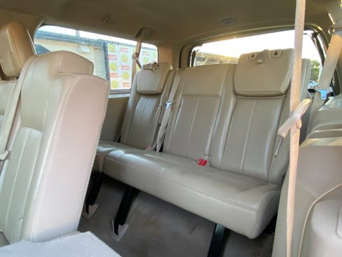 Used 2010 Ford Expedition EL Eddie Bauer image 12